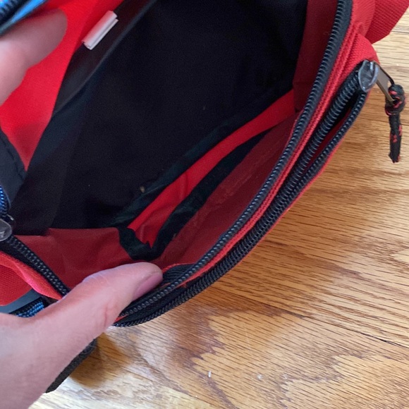 Lifeguard pouch - Picture 3 of 5